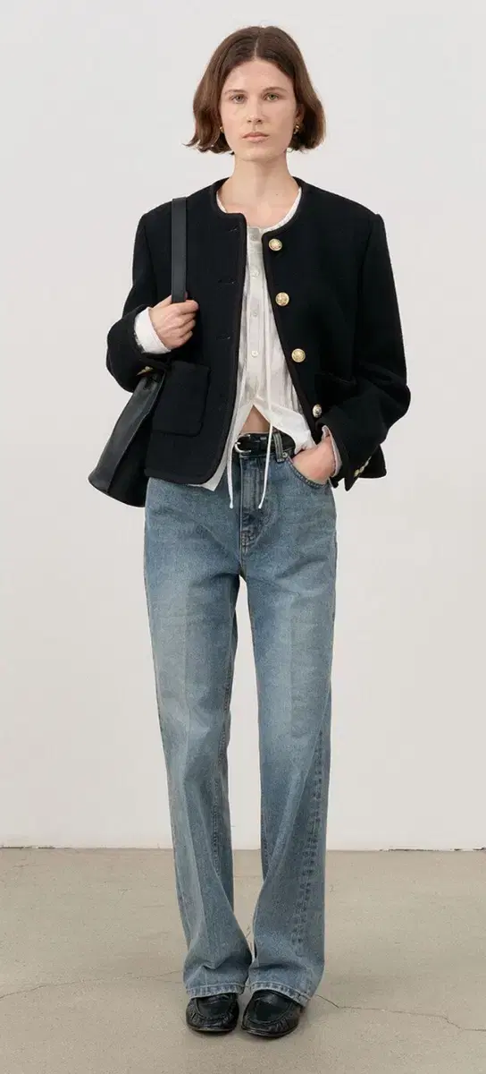 던스트 70s Semi Flared Jeans